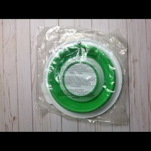 Pampered Chef Collapsible serving bowl 4quart